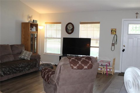 House in Ocala, Florida 4 bedrooms, 193.98 sq.m. № 1755088 - photo 11