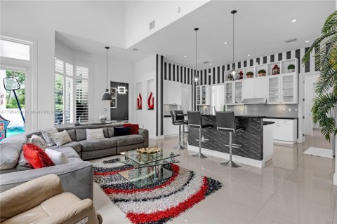 House in Palmetto Bay, Florida 4 bedrooms, 312.15 sq.m. № 1954991 - photo 19