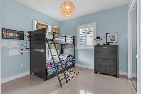 House in Palmetto Bay, Florida 4 bedrooms, 312.15 sq.m. № 1954991 - photo 27