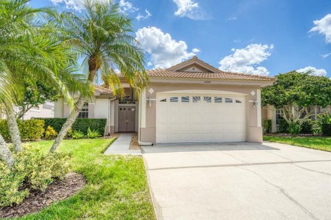 Casa en venta en Palm Harbor, Florida, 3 dormitorios, 209.4 m2 № 1914630 - foto 1