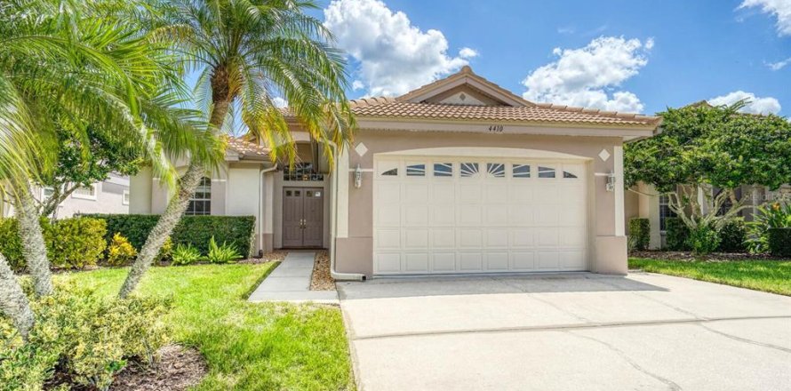 Casa en Palm Harbor, Florida 3 dormitorios, 209.4 m2 № 1914630