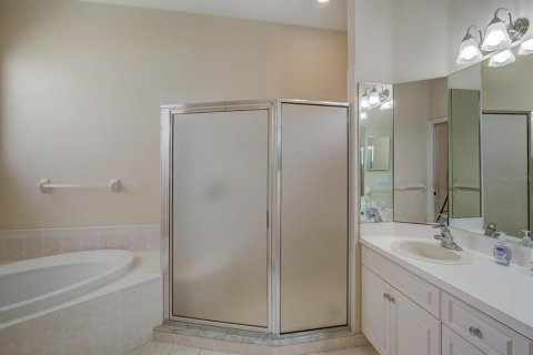 Casa en venta en Palm Harbor, Florida, 3 dormitorios, 209.4 m2 № 1914630 - foto 22