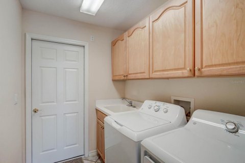 Casa en venta en Palm Harbor, Florida, 3 dormitorios, 209.4 m2 № 1914630 - foto 29