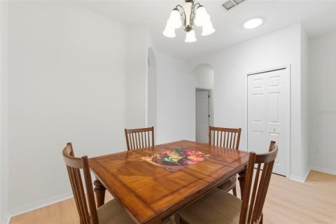 Villa ou maison à vendre à New Port Richey, Floride: 2 chambres, 115.48 m2 № 2200048 - photo 25