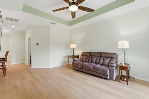 Villa ou maison à vendre à New Port Richey, Floride: 2 chambres, 115.48 m2 № 2200048 - photo 8