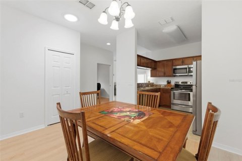 Villa ou maison à vendre à New Port Richey, Floride: 2 chambres, 115.48 m2 № 2200048 - photo 24
