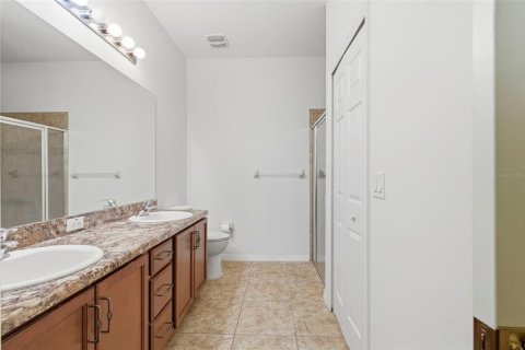 Villa ou maison à vendre à New Port Richey, Floride: 2 chambres, 115.48 m2 № 2200048 - photo 13