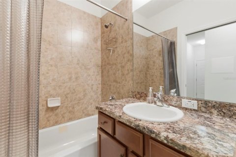 Villa ou maison à vendre à New Port Richey, Floride: 2 chambres, 115.48 m2 № 2200048 - photo 17