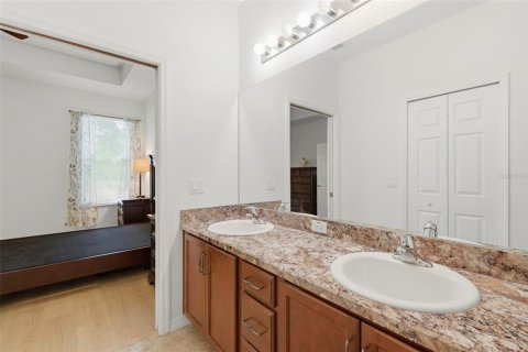 Villa ou maison à vendre à New Port Richey, Floride: 2 chambres, 115.48 m2 № 2200048 - photo 14