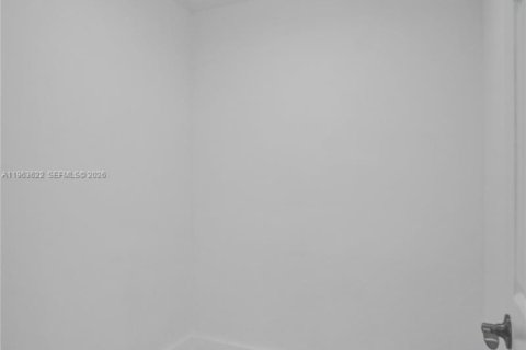 Casa en venta en Hollywood, Florida, 3 dormitorios, 138.7 m2 № 2081031 - foto 29