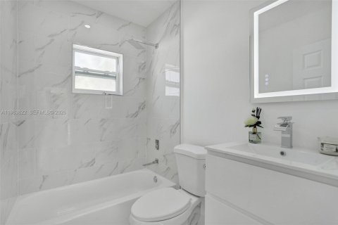 Casa en venta en Hollywood, Florida, 3 dormitorios, 138.7 m2 № 2081031 - foto 23