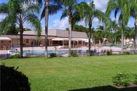 Condo in Delray Beach, Florida, 1 bedroom  № 1183448 - photo 1