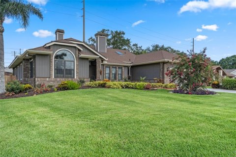 House in Orlando, Florida 4 bedrooms, 257.99 sq.m. № 1783189 - photo 5