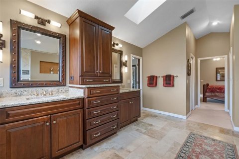 House in Orlando, Florida 4 bedrooms, 257.99 sq.m. № 1783189 - photo 23