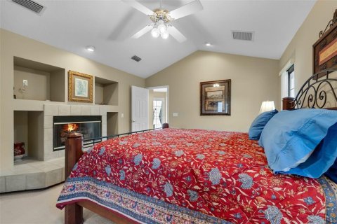 House in Orlando, Florida 4 bedrooms, 257.99 sq.m. № 1783189 - photo 21