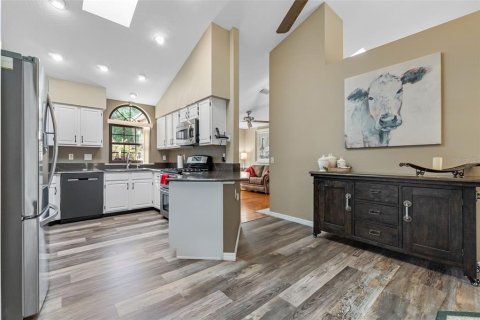 House in Orlando, Florida 4 bedrooms, 257.99 sq.m. № 1783189 - photo 29