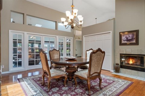 House in Orlando, Florida 4 bedrooms, 257.99 sq.m. № 1783189 - photo 17