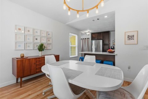 Villa ou maison à vendre à Saint Petersburg, Floride: 3 chambres, 99.87 m2 № 2151799 - photo 6