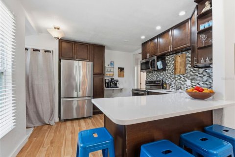 Villa ou maison à vendre à Saint Petersburg, Floride: 3 chambres, 99.87 m2 № 2151799 - photo 7