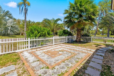 Villa ou maison à vendre à Saint Petersburg, Floride: 3 chambres, 99.87 m2 № 2151799 - photo 21