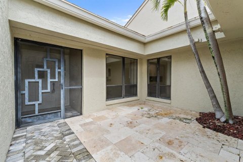 Touwnhouse à vendre à Palm Beach Gardens, Floride: 3 chambres, 196.02 m2 № 2403821 - photo 9