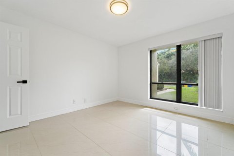 Touwnhouse à vendre à Palm Beach Gardens, Floride: 3 chambres, 196.02 m2 № 2403821 - photo 28