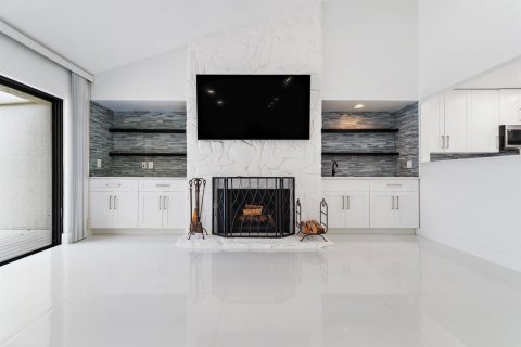Touwnhouse à vendre à Palm Beach Gardens, Floride: 3 chambres, 196.02 m2 № 2403821 - photo 15