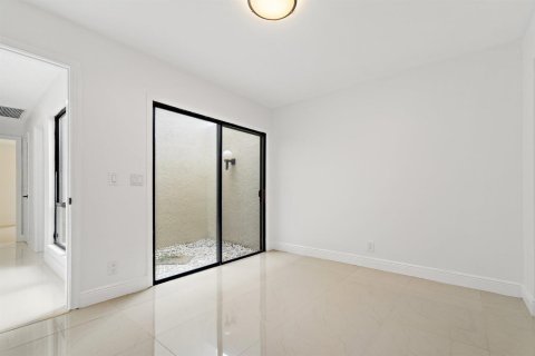 Touwnhouse à vendre à Palm Beach Gardens, Floride: 3 chambres, 196.02 m2 № 2403821 - photo 24