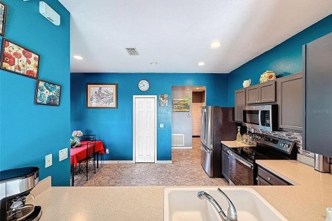 Casa en venta en Brooksville, Florida, 3 dormitorios, 117.06 m2 № 1899368 - foto 18