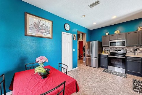 House in Brooksville, Florida 3 bedrooms, 117.06 sq.m. № 1899368 - photo 6