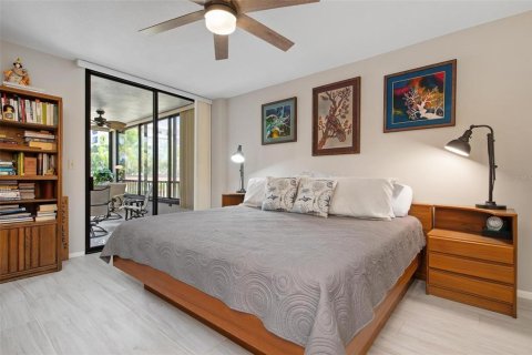 Купить кондоминиум в Сарасота, Флорида 7 комнат, 121.05м2, № 1741098 - фото 24