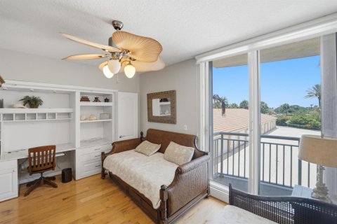 Condo in Hutchinson Island South, Florida, 3 bedrooms  № 2083589 - photo 17