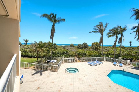 Condo in Hutchinson Island South, Florida, 3 bedrooms  № 2083589 - photo 5