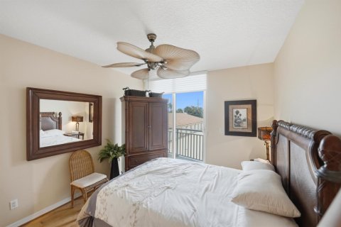 Condo in Hutchinson Island South, Florida, 3 bedrooms  № 2083589 - photo 18
