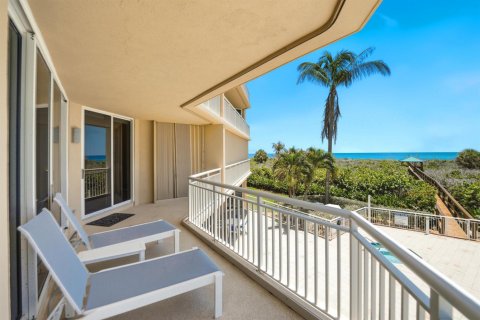 Condo in Hutchinson Island South, Florida, 3 bedrooms № 2083589