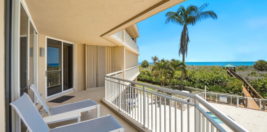 Condo in Hutchinson Island South, Florida, 3 bedrooms  № 2083589