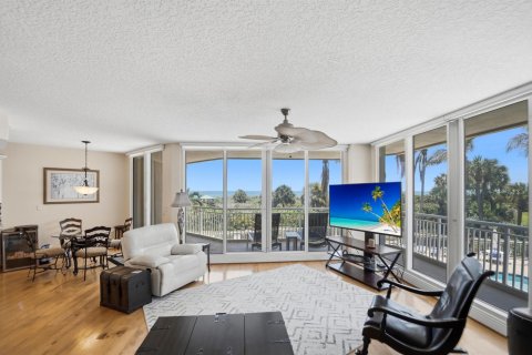 Condo in Hutchinson Island South, Florida, 3 bedrooms  № 2083589 - photo 13
