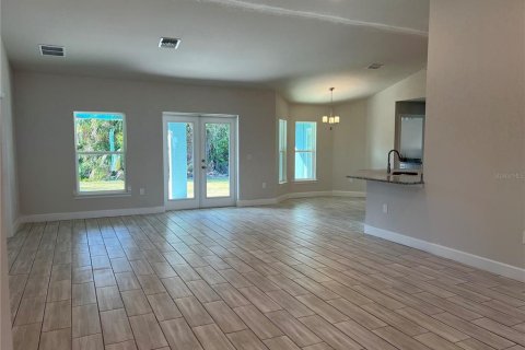 Casa en venta en Port Charlotte, Florida, 4 dormitorios, 216.46 m2 № 1364465 - foto 5
