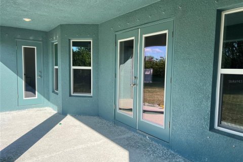 Casa en venta en Port Charlotte, Florida, 4 dormitorios, 216.46 m2 № 1364465 - foto 13