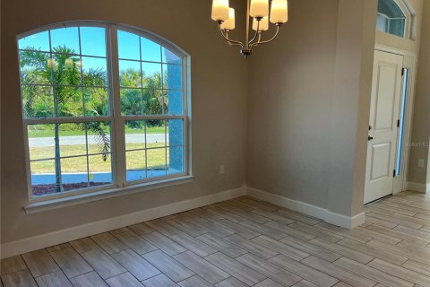 Casa en venta en Port Charlotte, Florida, 4 dormitorios, 216.46 m2 № 1364465 - foto 4