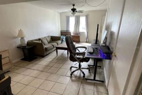 Touwnhouse à vendre à Altamonte Springs, Floride: 2 chambres, 109.35 m2 № 2399397 - photo 3