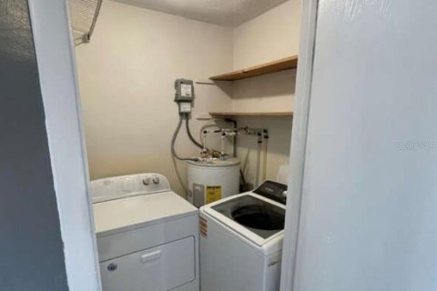 Touwnhouse à vendre à Altamonte Springs, Floride: 2 chambres, 109.35 m2 № 2399397 - photo 5