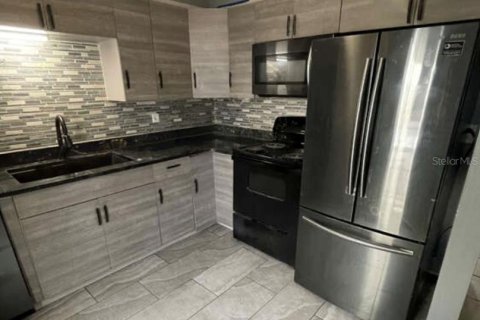 Touwnhouse à vendre à Altamonte Springs, Floride: 2 chambres, 109.35 m2 № 2399397 - photo 4