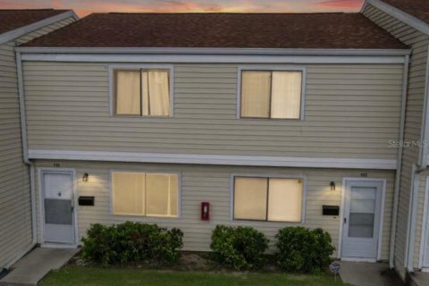 Touwnhouse à Altamonte Springs, Floride 2 chambres, 109.35 m2 № 2399397
