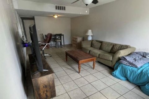 Touwnhouse à vendre à Altamonte Springs, Floride: 2 chambres, 109.35 m2 № 2399397 - photo 2