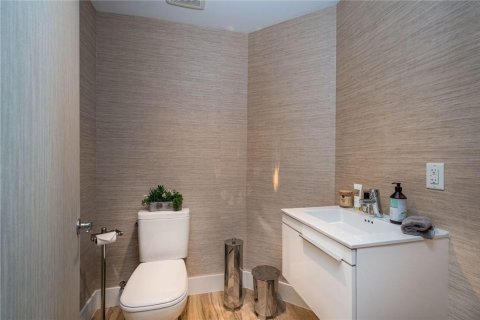 Condominio en venta en North Miami Beach, Florida, 2 dormitorios, 168.8 m2 № 2084486 - foto 26