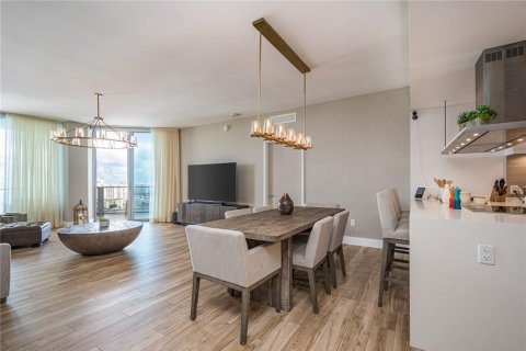 Condominio en venta en North Miami Beach, Florida, 2 dormitorios, 168.8 m2 № 2084486 - foto 22