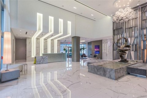 Condominio en venta en North Miami Beach, Florida, 2 dormitorios, 168.8 m2 № 2084486 - foto 8