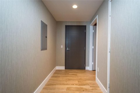 Condominio en venta en North Miami Beach, Florida, 2 dormitorios, 168.8 m2 № 2084486 - foto 10