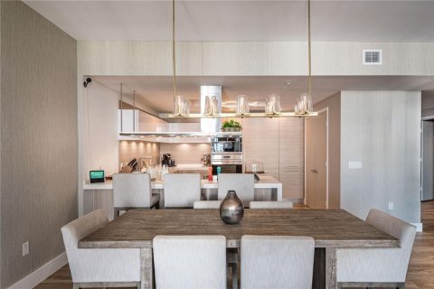 Condominio en venta en North Miami Beach, Florida, 2 dormitorios, 168.8 m2 № 2084486 - foto 24